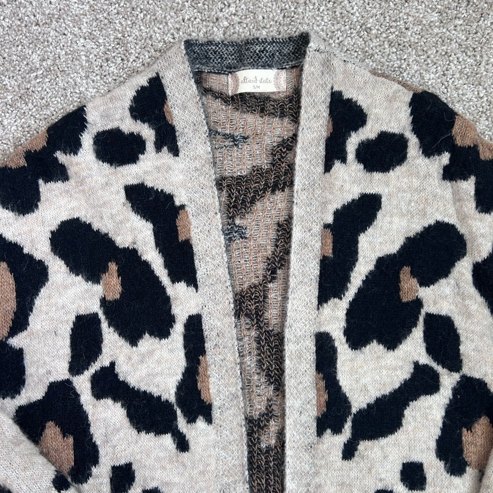 Altar'd State Women's Long Cheetah Print Cardigan Sweater Size Small Open Front - Picture 5 of 9
